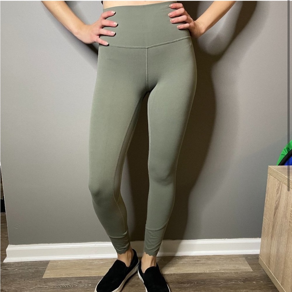 Lululemon Align Pant with Scalloped Hem in Grey Sage Size 2